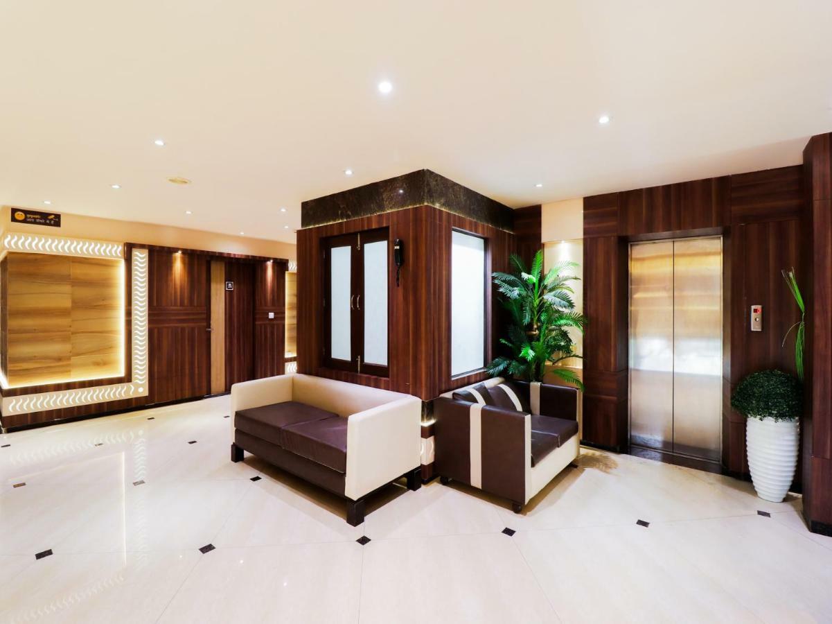 Capital O 46218 Royal Cottage Suite Канпур Екстер'єр фото