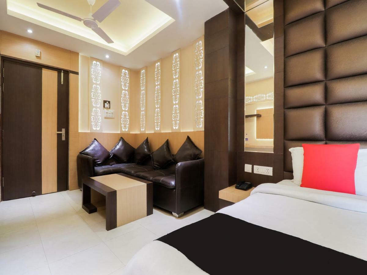 Capital O 46218 Royal Cottage Suite Канпур Екстер'єр фото